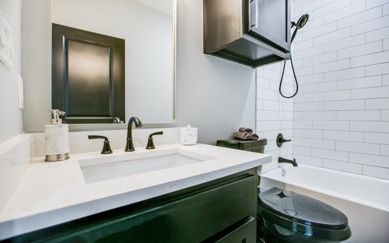 17 W 20th St, San Angelo, TX 76903, 3 Habitaciones Habitaciones , ,2 BañosBaños,Residential,En Venta,17 W 20th St,0,128696