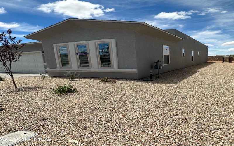 1033 Callie Court, Socorro, TX 79927, 3 Bedrooms Bedrooms, ,1 BathroomBathrooms,Residential,For Sale,1033 Callie Court,916861
