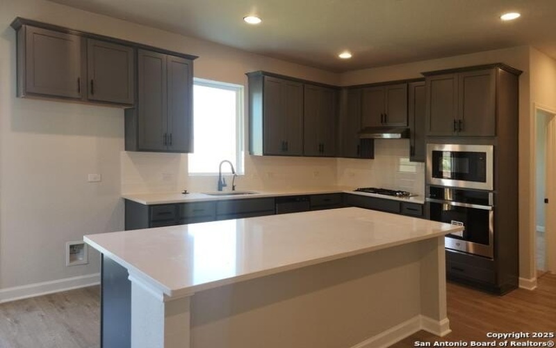 1419 Lockett Falls, San Antonio, TX 78245, 5 Bedrooms Bedrooms, ,5 BathroomsBathrooms,Residential,For Sale,1419 Lockett Falls,0,1893104