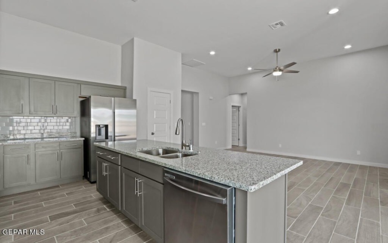 51093 Sand Verbena Avenue, El Paso, TX 79934, 4 Habitaciones Habitaciones , ,1 BañoBaños,Residential,En Venta,51093 Sand Verbena Avenue,916863
