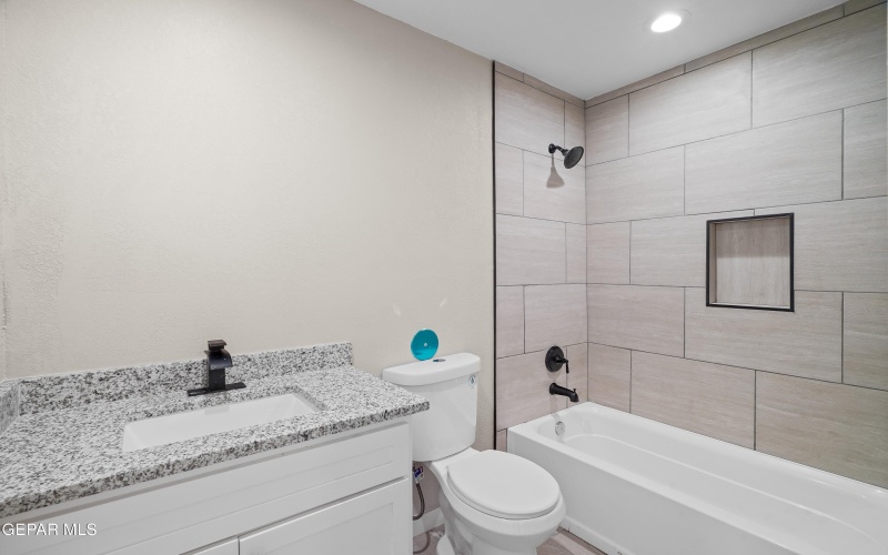 11721 Valle Del Paseo Drive unit: A #A, Socorro, TX 79927, 3 Bedrooms Bedrooms, ,2 BathroomsBathrooms,Residential Multi Family,For Sale,11721 Valle Del Paseo Drive unit: A,0,928505