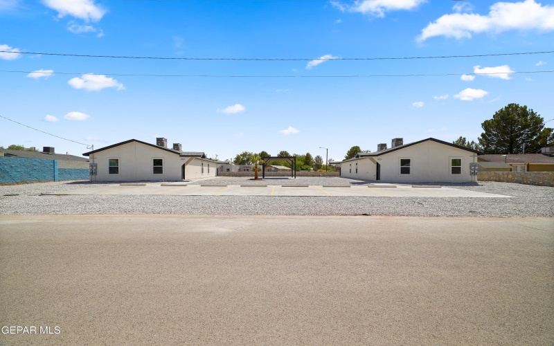 11721 Valle Del Paseo Drive unit: A #A, Socorro, TX 79927, 3 Bedrooms Bedrooms, ,2 BathroomsBathrooms,Residential Multi Family,For Sale,11721 Valle Del Paseo Drive unit: A,0,928505