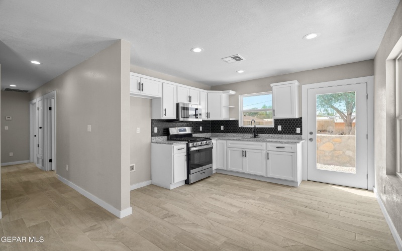 11721 Valle Del Paseo Drive unit: A #A, Socorro, TX 79927, 3 Bedrooms Bedrooms, ,2 BathroomsBathrooms,Residential Multi Family,For Sale,11721 Valle Del Paseo Drive unit: A,0,928505