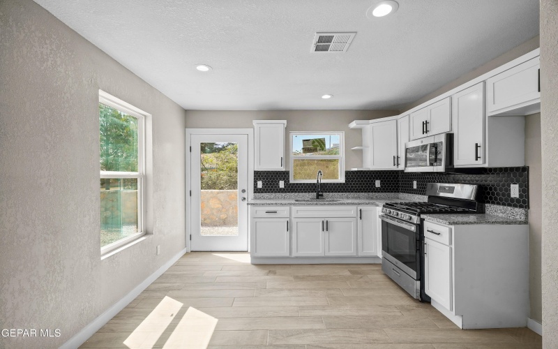 11721 Valle Del Paseo Drive unit: A #A, Socorro, TX 79927, 3 Bedrooms Bedrooms, ,2 BathroomsBathrooms,Residential Multi Family,For Sale,11721 Valle Del Paseo Drive unit: A,0,928505