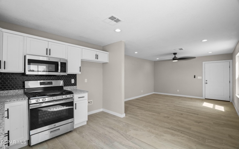 11721 Valle Del Paseo Drive unit: B #B, Socorro, TX 79927, 3 Bedrooms Bedrooms, ,2 BathroomsBathrooms,Residential Multi Family,For Sale,11721 Valle Del Paseo Drive unit: B,0,928506