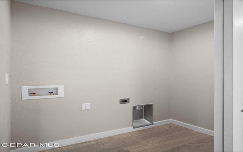 11721 Valle Del Paseo Drive unit: B #B, Socorro, TX 79927, 3 Bedrooms Bedrooms, ,2 BathroomsBathrooms,Residential Multi Family,For Sale,11721 Valle Del Paseo Drive unit: B,0,928506