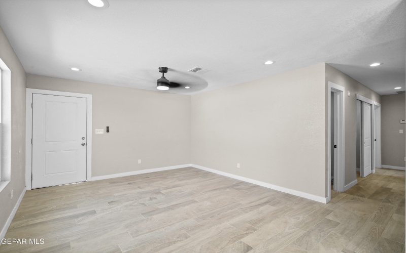 11721 Valle Del Paseo Drive unit: B #B, Socorro, TX 79927, 3 Bedrooms Bedrooms, ,2 BathroomsBathrooms,Residential Multi Family,For Sale,11721 Valle Del Paseo Drive unit: B,0,928506