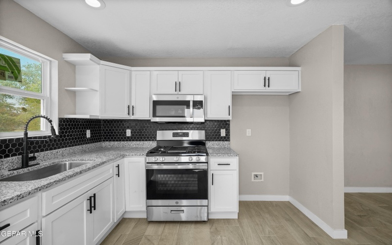 11721 Valle Del Paseo Drive unit: B #B, Socorro, TX 79927, 3 Bedrooms Bedrooms, ,2 BathroomsBathrooms,Residential Multi Family,For Sale,11721 Valle Del Paseo Drive unit: B,0,928506