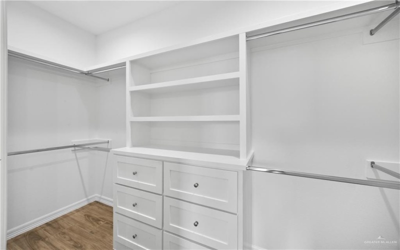 5929 Luz Del Sol, Edinburg, TX 78542, 3 Bedrooms Bedrooms, ,2 BathroomsBathrooms,Residential,For Sale,5929 Luz Del Sol,0,478662