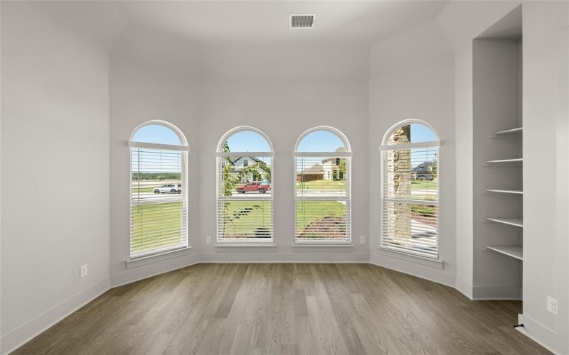 310 Penrose Drive, Ovilla, TX 75154, 4 Bedrooms Bedrooms, ,3 BathroomsBathrooms,Residential,For Sale,310 Penrose Drive,0,20696163