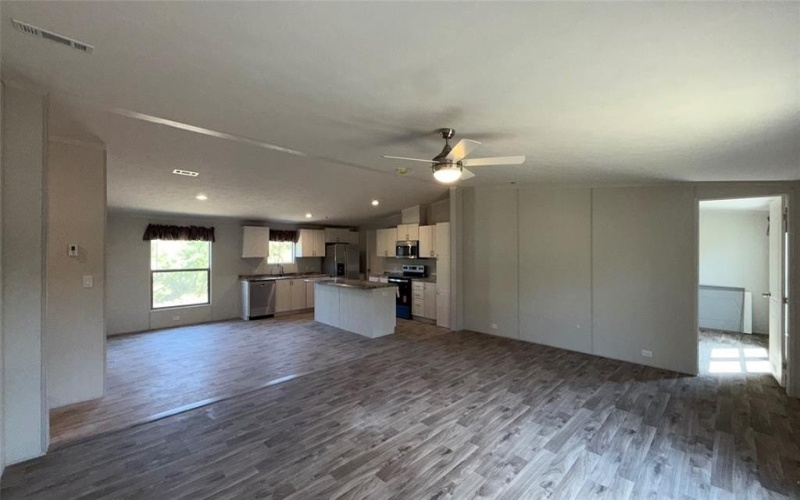 240 Overland Trail, Bridgeport, TX 76426, 3 Habitaciones Habitaciones , ,2 BañosBaños,Residential,En Venta,240 Overland Trail,0,21028967