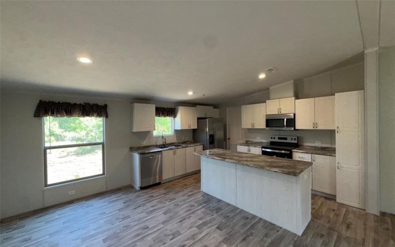240 Overland Trail, Bridgeport, TX 76426, 3 Habitaciones Habitaciones , ,2 BañosBaños,Residential,En Venta,240 Overland Trail,0,21028967