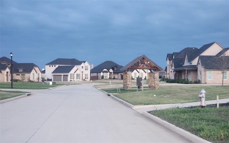 144 Shawnee Trail, Pottsboro, TX 75076, 6 Habitaciones Habitaciones , ,3 BañosBaños,Residential,En Venta,144 Shawnee Trail,0,21031812