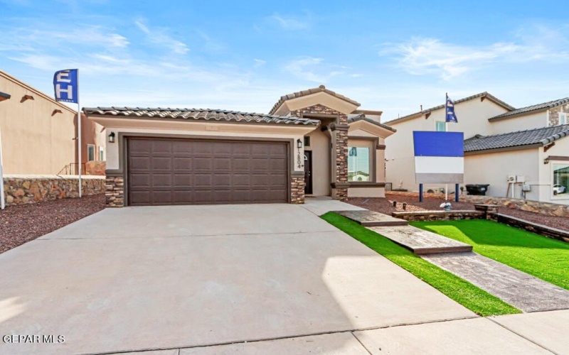 916 Summer Lake Street, El Paso, TX 79928, 4 Bedrooms Bedrooms, ,1 BathroomBathrooms,Residential,For Sale,916 Summer Lake Street,917002