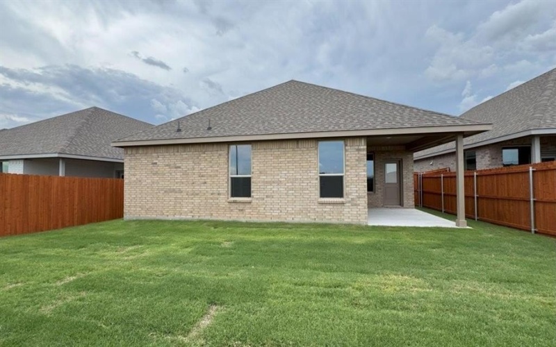 15036 GREEN BLUFF Drive, Fort Worth, TX 76008, 5 Bedrooms Bedrooms, ,3 BathroomsBathrooms,Residential,For Sale,15036 GREEN BLUFF Drive,0,21031891