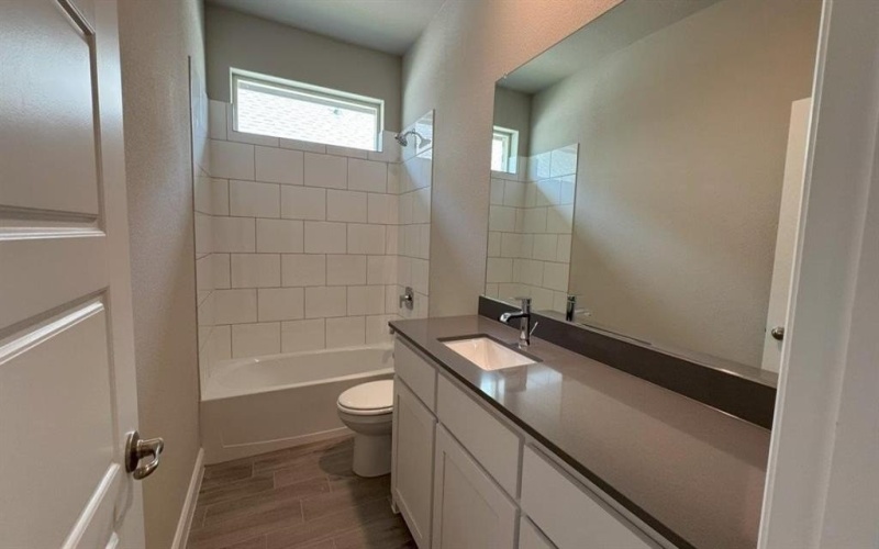 15040 GREEN BLUFF Drive, Fort Worth, TX 76008, 4 Habitaciones Habitaciones , ,2 BañosBaños,Residential,En Venta,15040 GREEN BLUFF Drive,0,21031900
