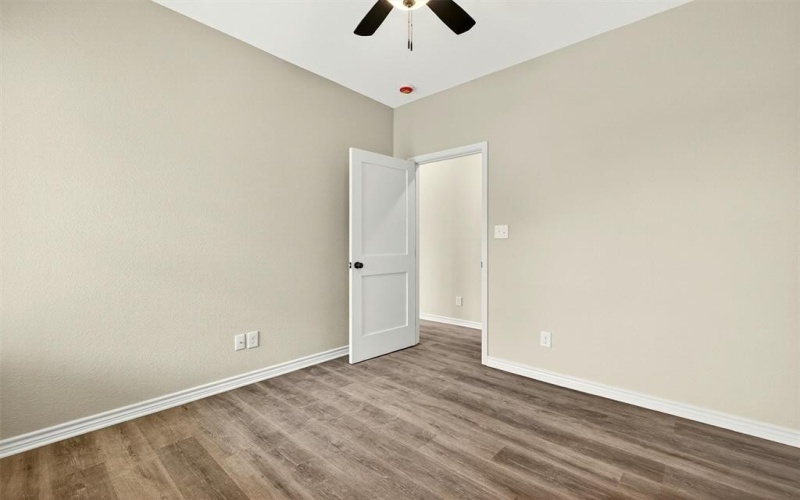 409 Austin Street, Callisburg, TX 76240, 3 Habitaciones Habitaciones , ,2 BañosBaños,Residential,En Venta,409 Austin Street,0,21031906