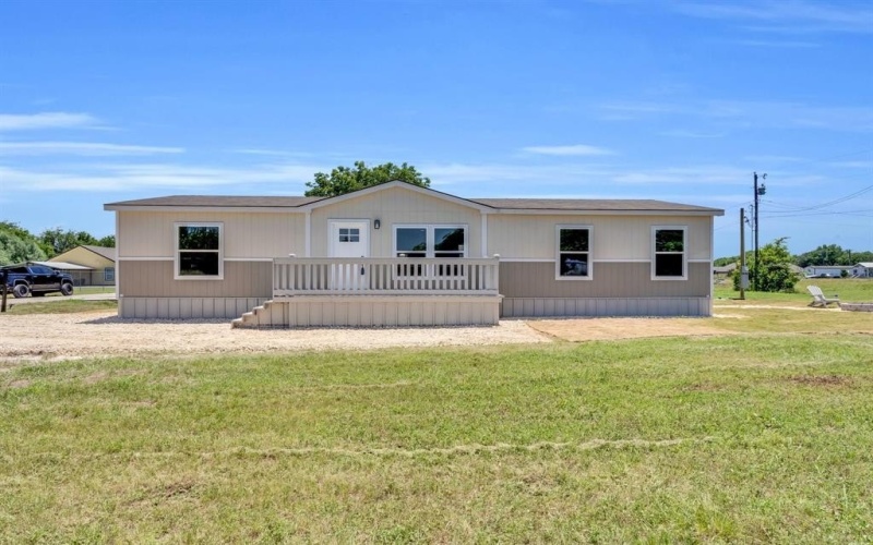 5426 Highview Drive, Granbury, TX 76048, 3 Bedrooms Bedrooms, ,2 BathroomsBathrooms,Residential,For Sale,5426 Highview Drive,0,21032367
