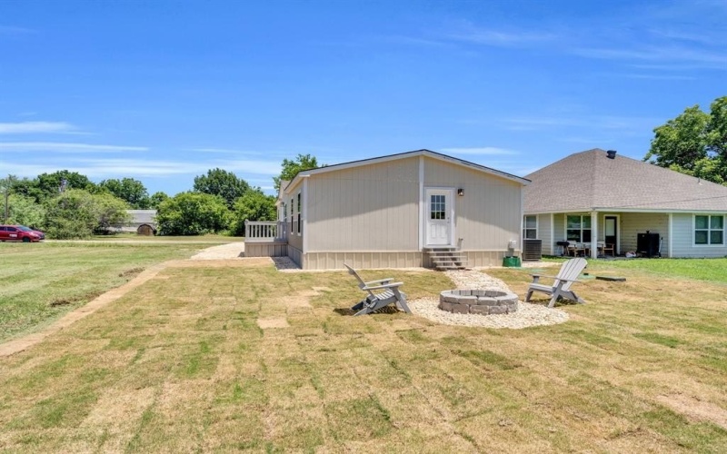 5426 Highview Drive, Granbury, TX 76048, 3 Bedrooms Bedrooms, ,2 BathroomsBathrooms,Residential,For Sale,5426 Highview Drive,0,21032367