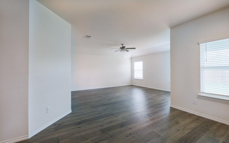 205 WEATHERBOARD Drive, Nevada, TX 75173, 5 Bedrooms Bedrooms, ,2 BathroomsBathrooms,Residential,For Sale,205 WEATHERBOARD Drive,0,21032977