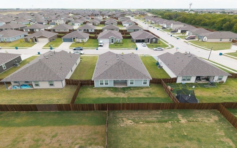 205 WEATHERBOARD Drive, Nevada, TX 75173, 5 Bedrooms Bedrooms, ,2 BathroomsBathrooms,Residential,For Sale,205 WEATHERBOARD Drive,0,21032977