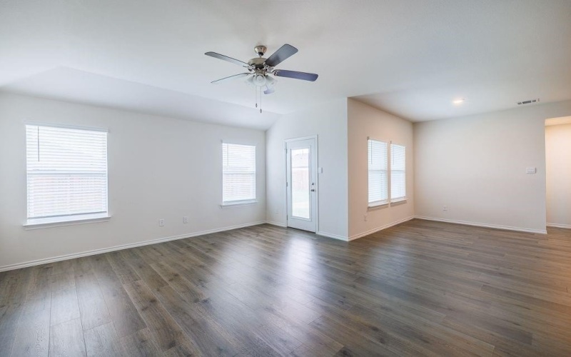 205 WEATHERBOARD Drive, Nevada, TX 75173, 5 Bedrooms Bedrooms, ,2 BathroomsBathrooms,Residential,For Sale,205 WEATHERBOARD Drive,0,21032977