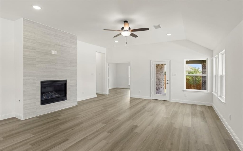 2227 Walden Pond Boulevard, Forney, TX 75126, 4 Bedrooms Bedrooms, ,3 BathroomsBathrooms,Residential,For Sale,2227 Walden Pond Boulevard,0,21033033