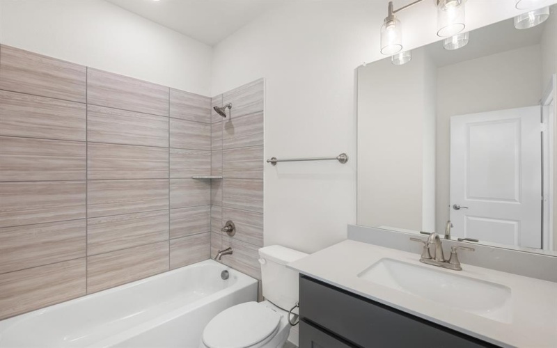 187 Ivory Brook Cove Drive, Lavon, TX 75166, 5 Habitaciones Habitaciones , ,3 BañosBaños,Residential,En Venta,187 Ivory Brook Cove Drive,0,21033052