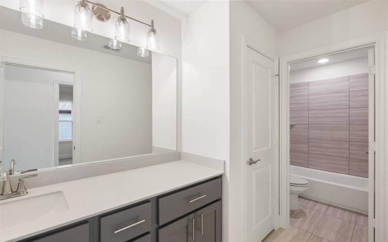 187 Ivory Brook Cove Drive, Lavon, TX 75166, 5 Habitaciones Habitaciones , ,3 BañosBaños,Residential,En Venta,187 Ivory Brook Cove Drive,0,21033052