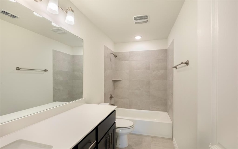 256 Bright Alcove Court, Lavon, TX 75166, 4 Habitaciones Habitaciones , ,2 BañosBaños,Residential,En Venta,256 Bright Alcove Court,0,21033059