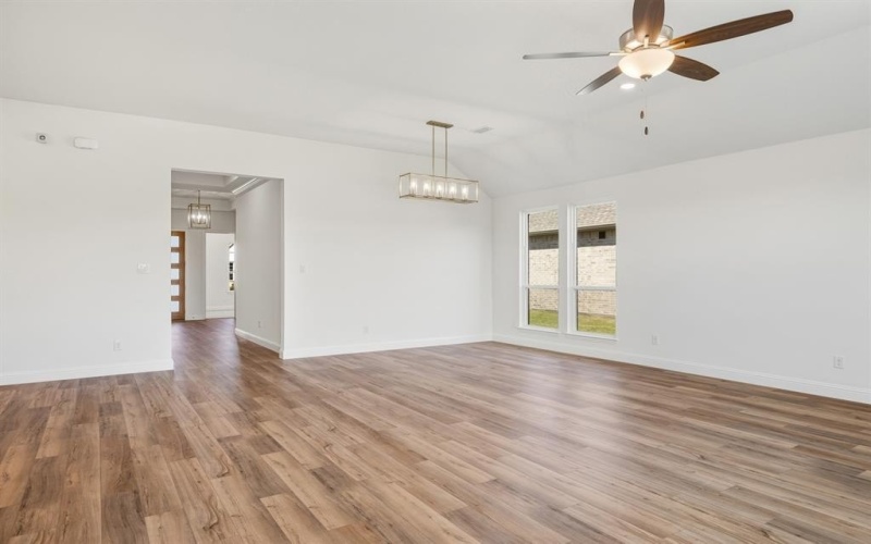 188 Mountain Laurel Drive, Waxahachie, TX 75165, 4 Bedrooms Bedrooms, ,3 BathroomsBathrooms,Residential,For Sale,188 Mountain Laurel Drive,0,21033074