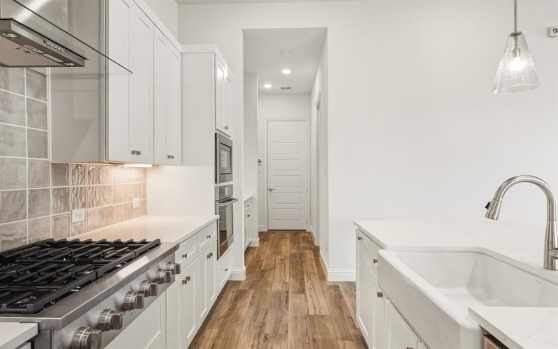 188 Mountain Laurel Drive, Waxahachie, TX 75165, 4 Bedrooms Bedrooms, ,3 BathroomsBathrooms,Residential,For Sale,188 Mountain Laurel Drive,0,21033074