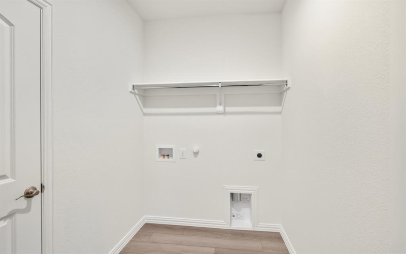 1913 Flaxen Drive, Forney, TX 75126, 4 Bedrooms Bedrooms, ,2 BathroomsBathrooms,Residential,For Sale,1913 Flaxen Drive,0,21033098