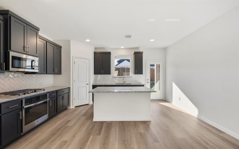 1913 Flaxen Drive, Forney, TX 75126, 4 Bedrooms Bedrooms, ,2 BathroomsBathrooms,Residential,For Sale,1913 Flaxen Drive,0,21033098