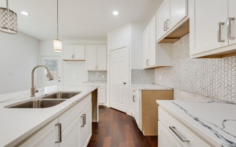 2346 Scott Street, Dallas, TX 75215, 3 Habitaciones Habitaciones , ,2 BañosBaños,Residential,En Venta,2346 Scott Street,0,21033173