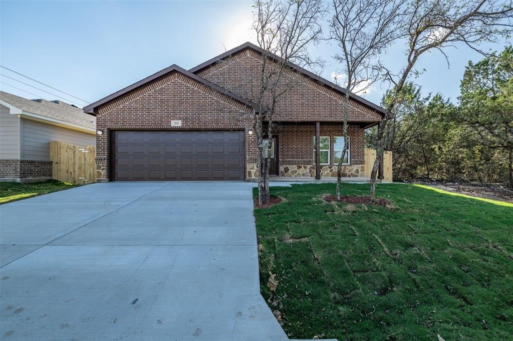 2803 Beechwood Street, Granbury, TX 76048, 3 Bedrooms Bedrooms, ,2 BathroomsBathrooms,Residential,For Sale,2803 Beechwood Street,0,21033191