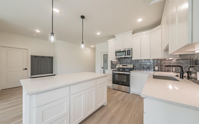 1402 Driess Street, Fort Worth, TX 76104, 3 Bedrooms Bedrooms, ,2 BathroomsBathrooms,Residential,For Sale,1402 Driess Street,0,21033347