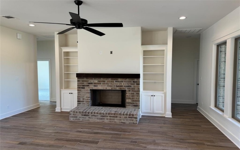 319 Newport Lane, Benton, LA 71106, 4 Bedrooms Bedrooms, ,3 BathroomsBathrooms,Residential,For Sale,319 Newport Lane,0,21033372