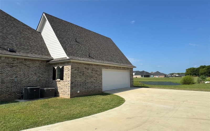 319 Newport Lane, Benton, LA 71106, 4 Bedrooms Bedrooms, ,3 BathroomsBathrooms,Residential,For Sale,319 Newport Lane,0,21033372