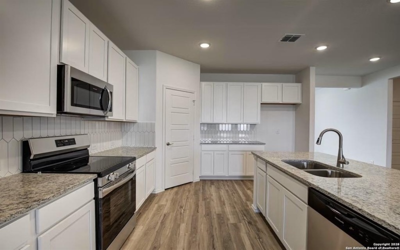313 Jills Path, Seguin, TX 78155, 3 Bedrooms Bedrooms, ,2 BathroomsBathrooms,Residential,For Sale,313 Jills Path,0,21033400