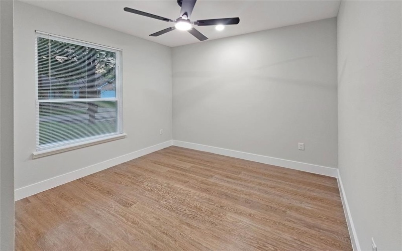 288 Harris Boulevard, Malakoff, TX 75148, 3 Bedrooms Bedrooms, ,2 BathroomsBathrooms,Residential,For Sale,288 Harris Boulevard,0,21033428