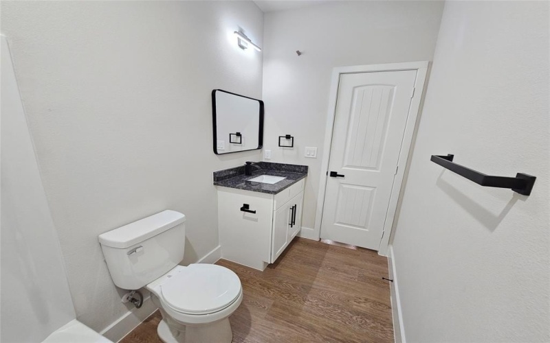 288 Harris Boulevard, Malakoff, TX 75148, 3 Bedrooms Bedrooms, ,2 BathroomsBathrooms,Residential,For Sale,288 Harris Boulevard,0,21033428