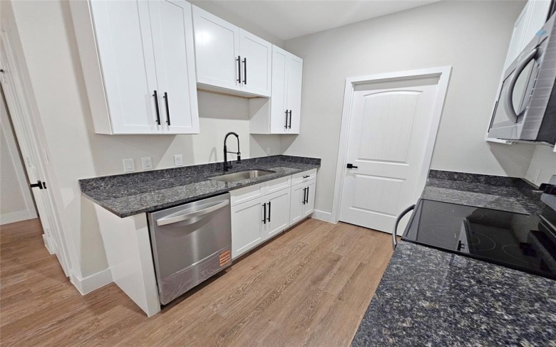 288 Harris Boulevard, Malakoff, TX 75148, 3 Bedrooms Bedrooms, ,2 BathroomsBathrooms,Residential,For Sale,288 Harris Boulevard,0,21033428