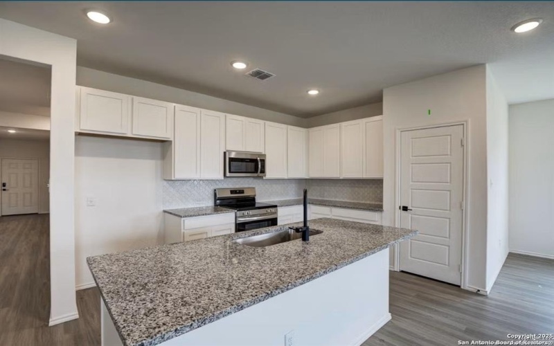 309 Jills Path, Seguin, TX 78155, 3 Bedrooms Bedrooms, ,2 BathroomsBathrooms,Residential,For Sale,309 Jills Path,0,21033460