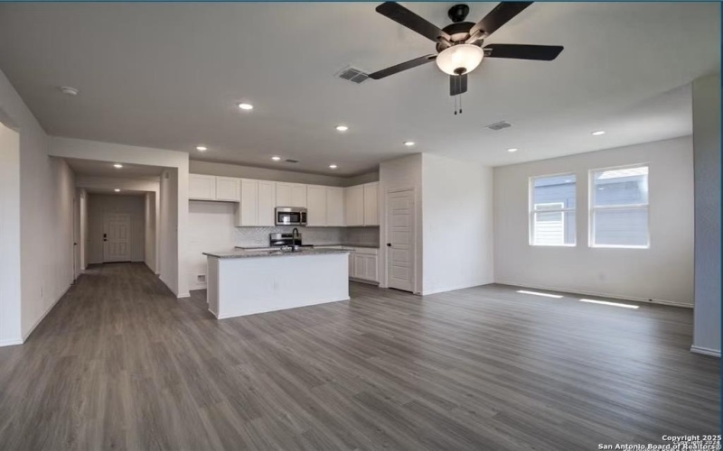 309 Jills Path, Seguin, TX 78155, 3 Bedrooms Bedrooms, ,2 BathroomsBathrooms,Residential,For Sale,309 Jills Path,0,21033460