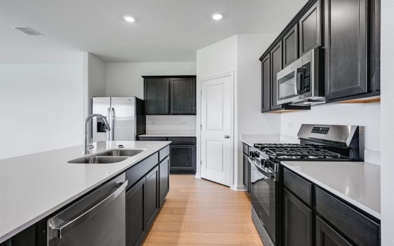 2122 Tule Way, Crandall, TX 75114, 5 Bedrooms Bedrooms, ,3 BathroomsBathrooms,Residential,For Sale,2122 Tule Way,0,21033526