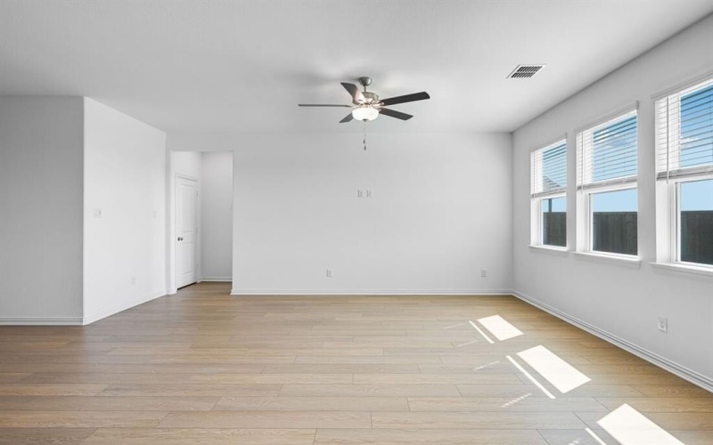 2122 Tule Way, Crandall, TX 75114, 5 Bedrooms Bedrooms, ,3 BathroomsBathrooms,Residential,For Sale,2122 Tule Way,0,21033526