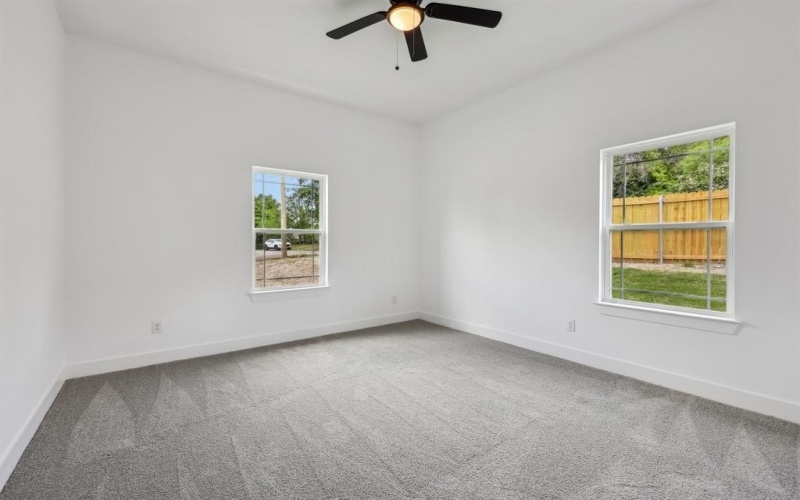 6002 VERDE, Dallas, TX 75211, 4 Bedrooms Bedrooms, ,2 BathroomsBathrooms,Residential,For Sale,6002 VERDE,0,21033609