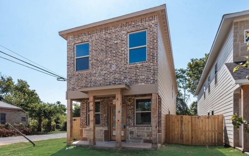 2350 Scott Street, Dallas, TX 75215, 3 Bedrooms Bedrooms, ,2 BathroomsBathrooms,Residential,For Sale,2350 Scott Street,0,21033633