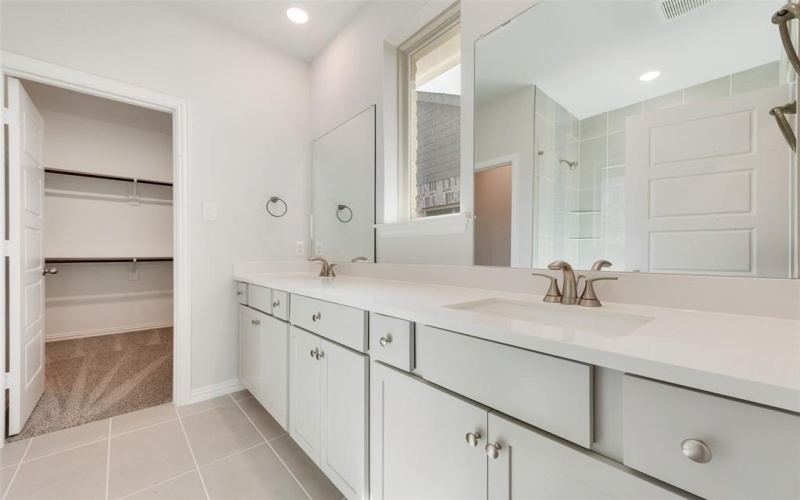 3200 Riverlawn Drive, Anna, TX 75409, 3 Bedrooms Bedrooms, ,2 BathroomsBathrooms,Residential,For Sale,3200 Riverlawn Drive,0,21033636